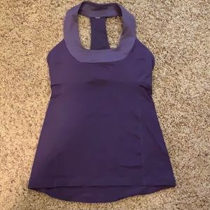 Lululemon Scoop Neck sport top.❤️ A Classic!